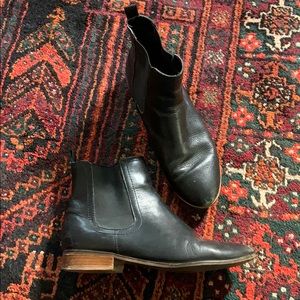 Chelsea Boots